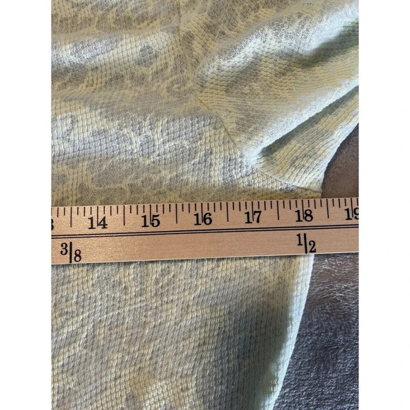 Intimately Free People Top Women’s L Neon Green Long Sleeve Soft Semi Sheer - Picture 5 of 6